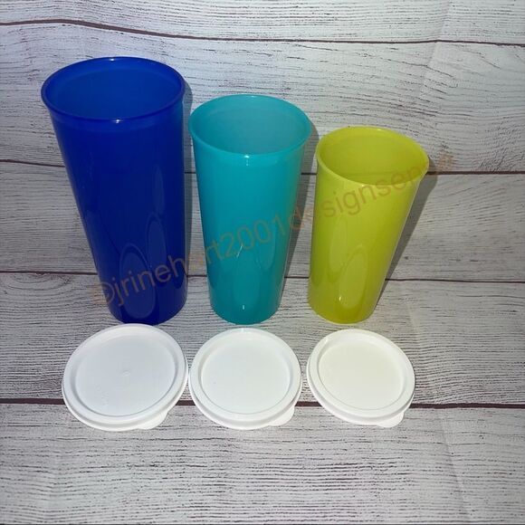 3 Tupperware Tumblers with Lids 5107 6380 6378 - Picture 2 of 3